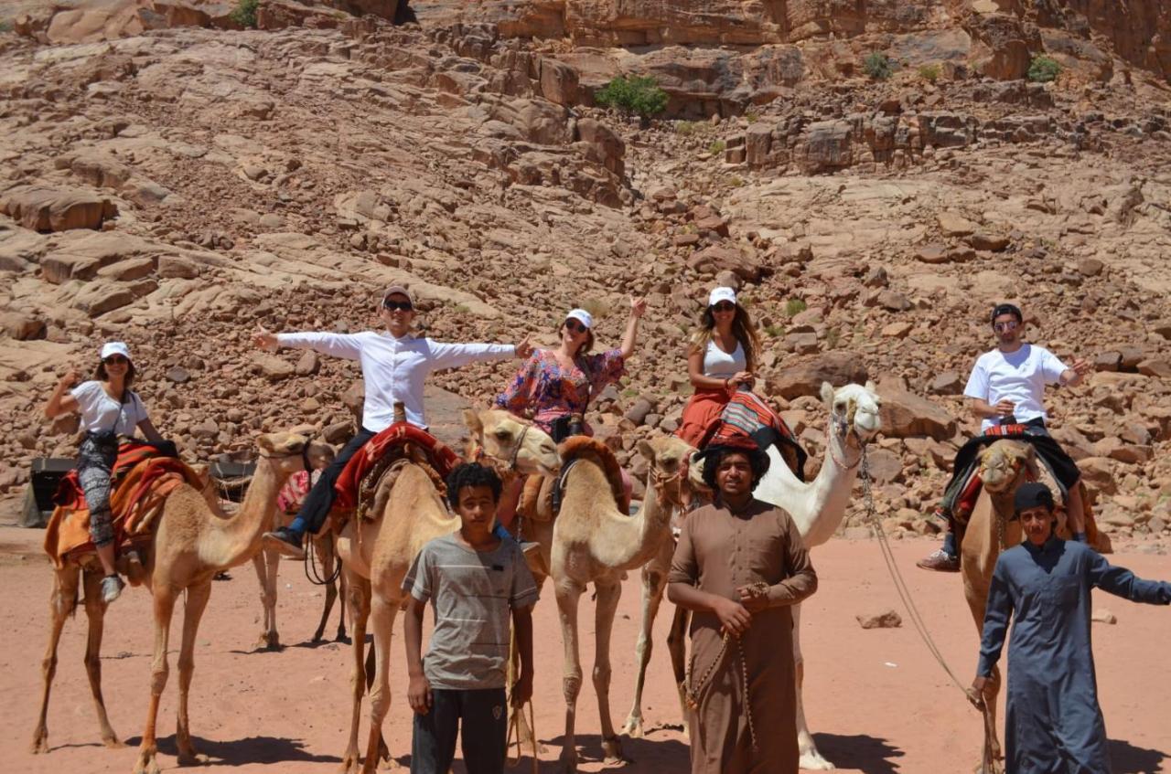 Stars Life Camp-Tour Hotel Wadi Rum Ngoại thất bức ảnh
