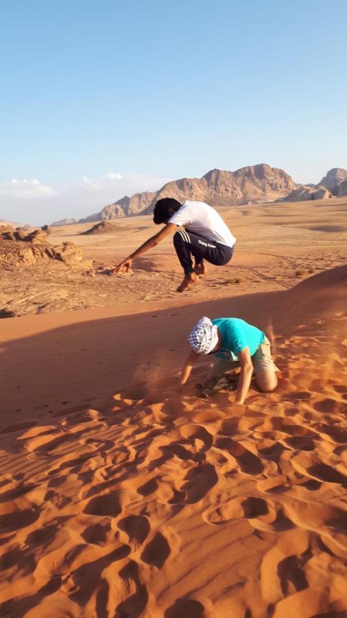 Stars Life Camp-Tour Hotel Wadi Rum Ngoại thất bức ảnh