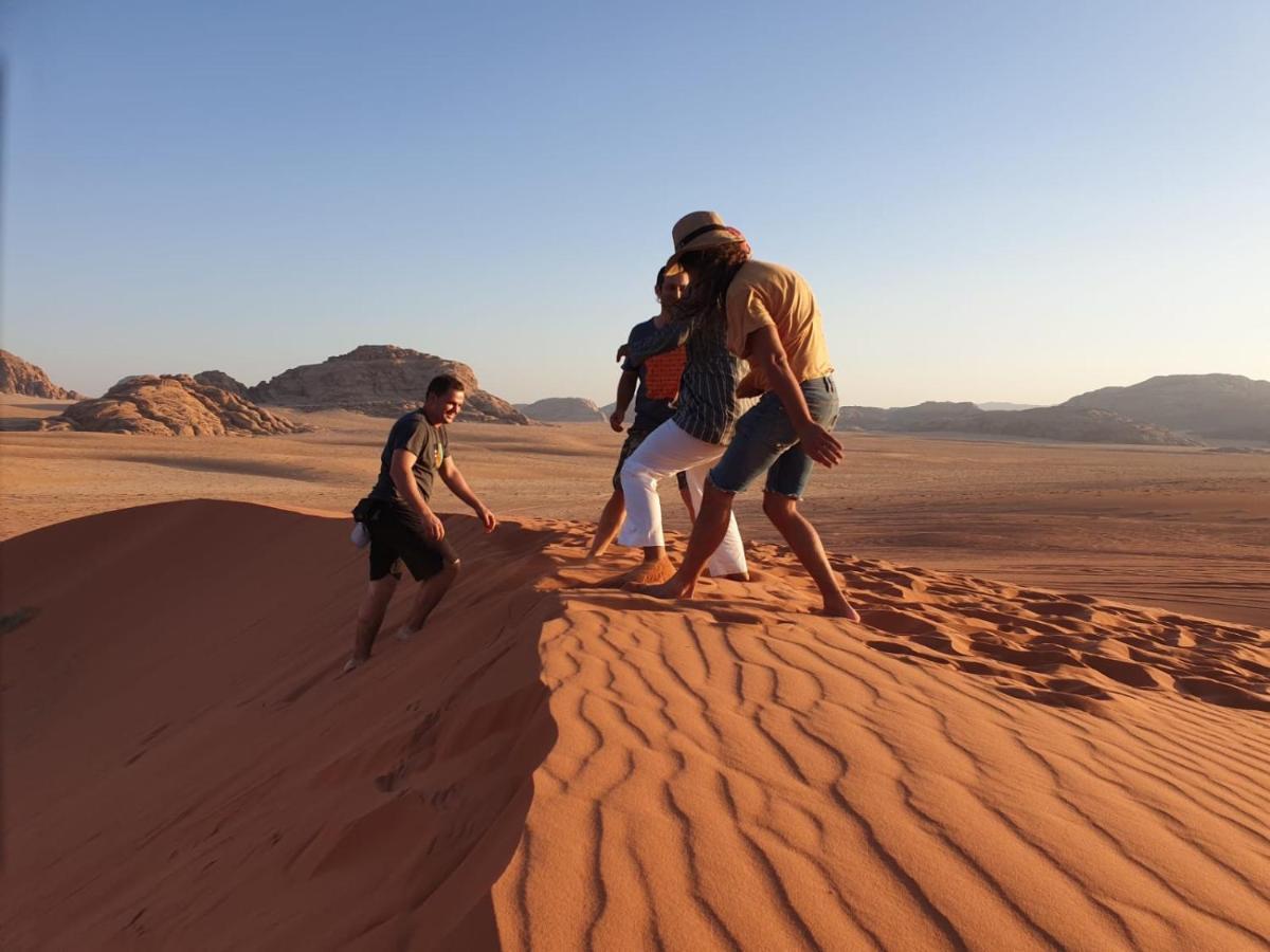 Stars Life Camp-Tour Hotel Wadi Rum Ngoại thất bức ảnh